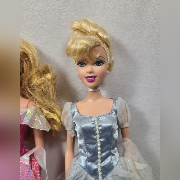 Disney Princess Aurora Sleeping Beauty And Cinderella Dolls - Picture 2 of 4